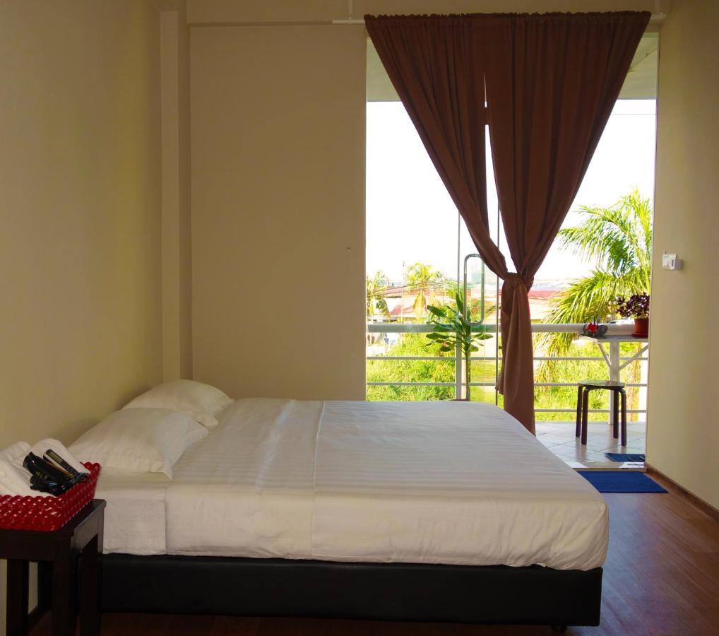 Ae Semporna Guesthouse 极潜旅店 Dış mekan fotoğraf