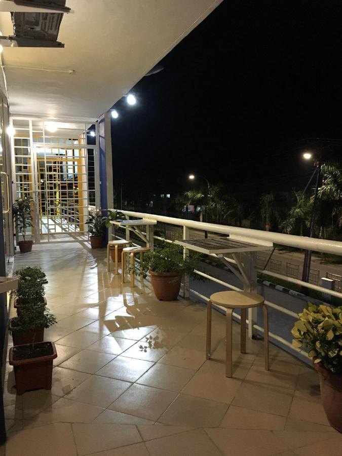 Ae Semporna Guesthouse 极潜旅店 Dış mekan fotoğraf