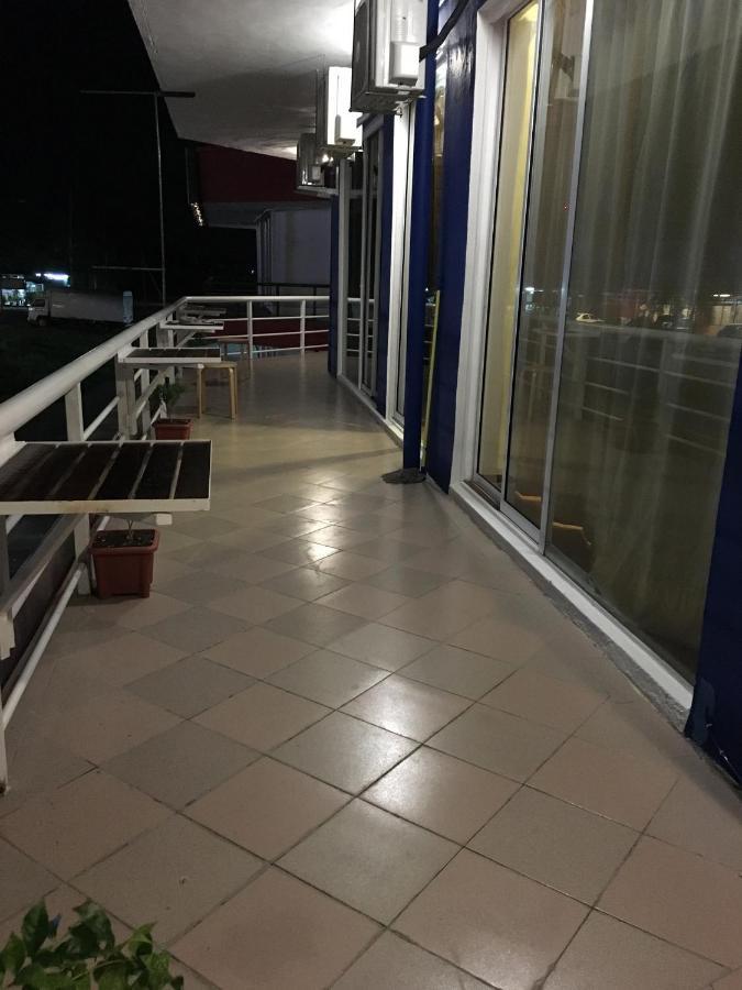 Ae Semporna Guesthouse 极潜旅店 Dış mekan fotoğraf