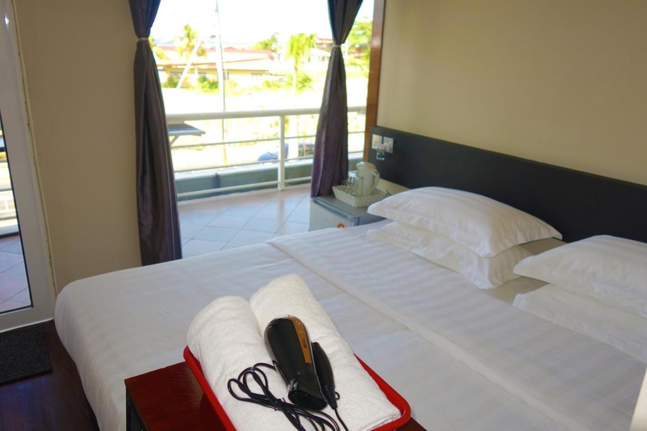 Ae Semporna Guesthouse 极潜旅店 Dış mekan fotoğraf