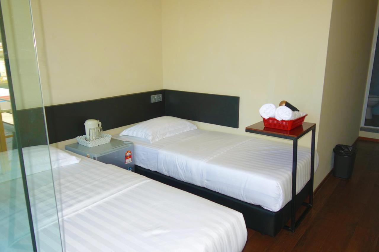 Ae Semporna Guesthouse 极潜旅店 Dış mekan fotoğraf