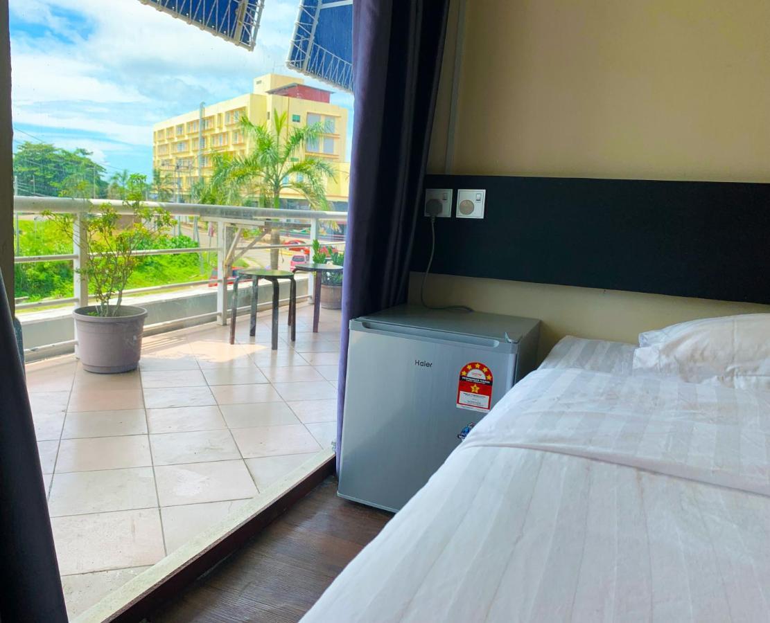 Ae Semporna Guesthouse 极潜旅店 Dış mekan fotoğraf