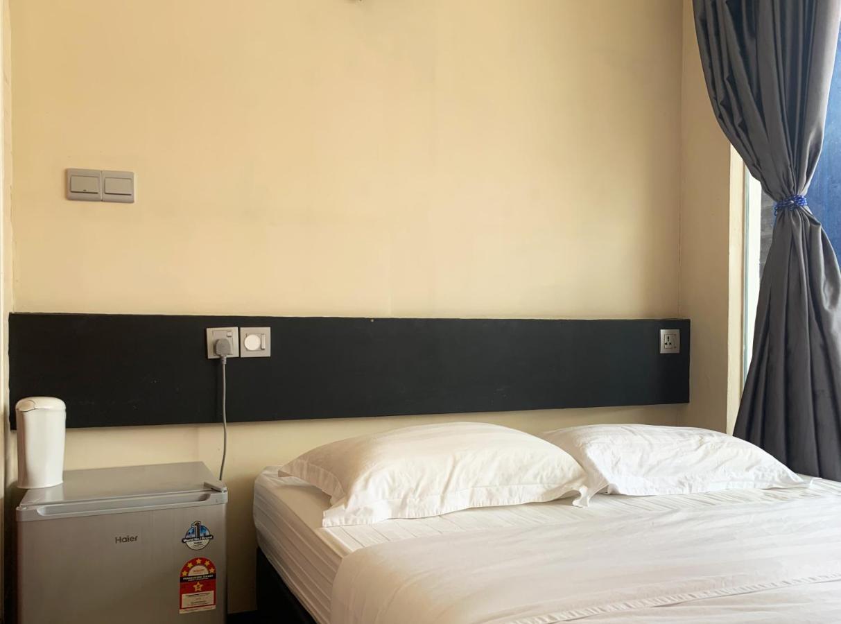 Ae Semporna Guesthouse 极潜旅店 Dış mekan fotoğraf