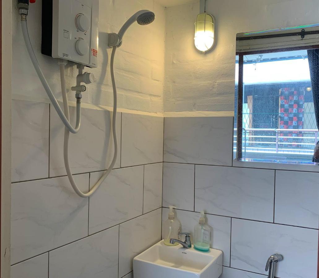 Ae Semporna Guesthouse 极潜旅店 Dış mekan fotoğraf